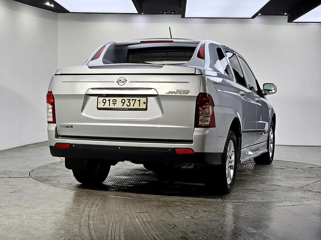 Ssangyong Korando - Vista 3