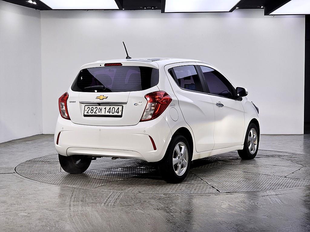Chevrolet Spark - Vista 4