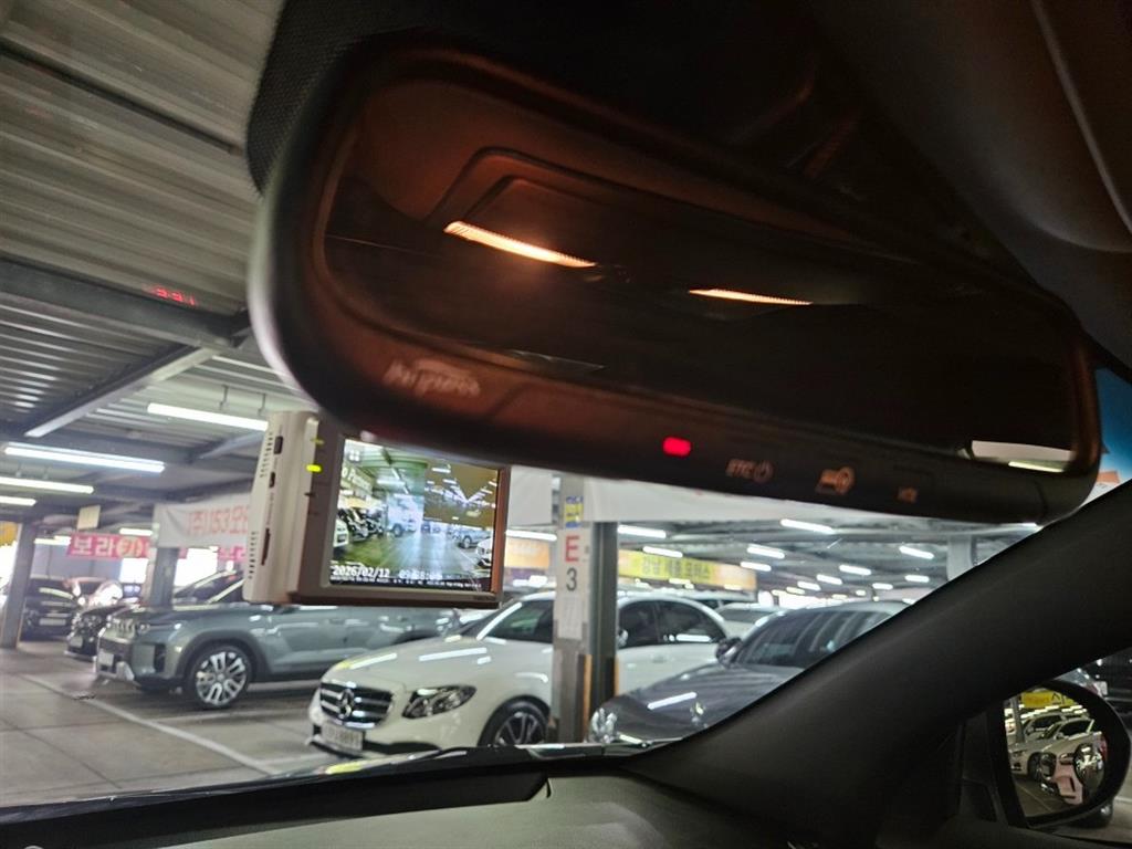 KIA Sportage - Vista 8