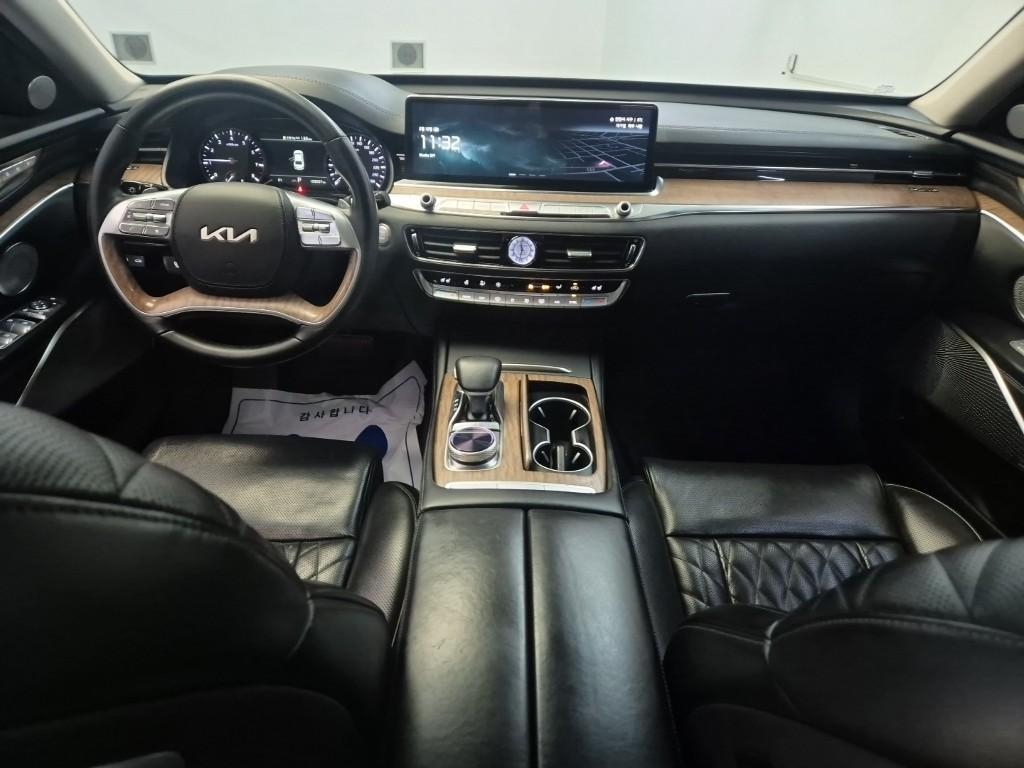 KIA K9 - Vista 7