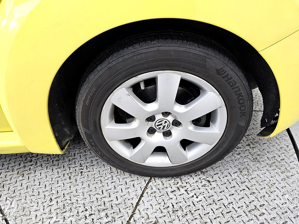 Volkswagen Beetle 2008 Amarillo - Importación desde Corea - HF Imports Iquique - Foto 20