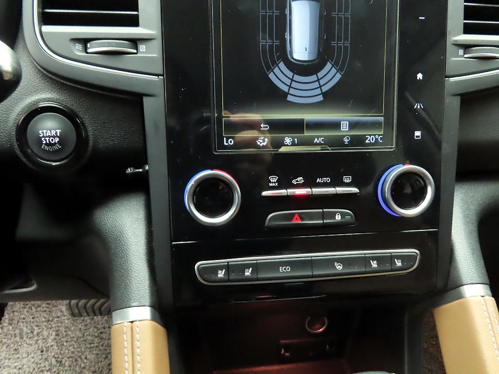 SAMSUNG QM6 - Vista 9