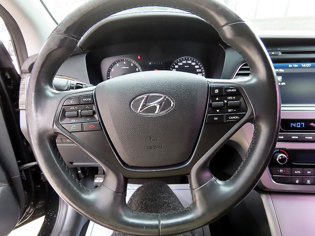 HYUNDAI Sonata - Vista 8
