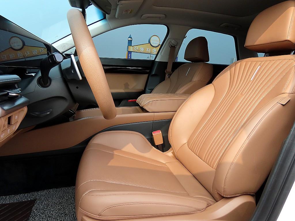 HYUNDAI Grandeur - Vista 5