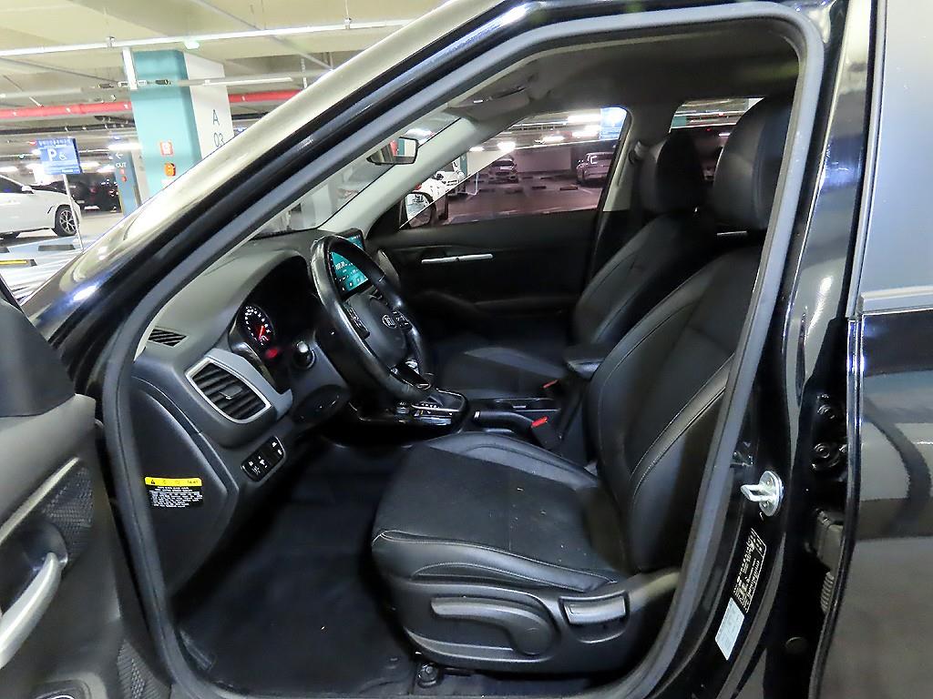 KIA Seltos - Vista 6