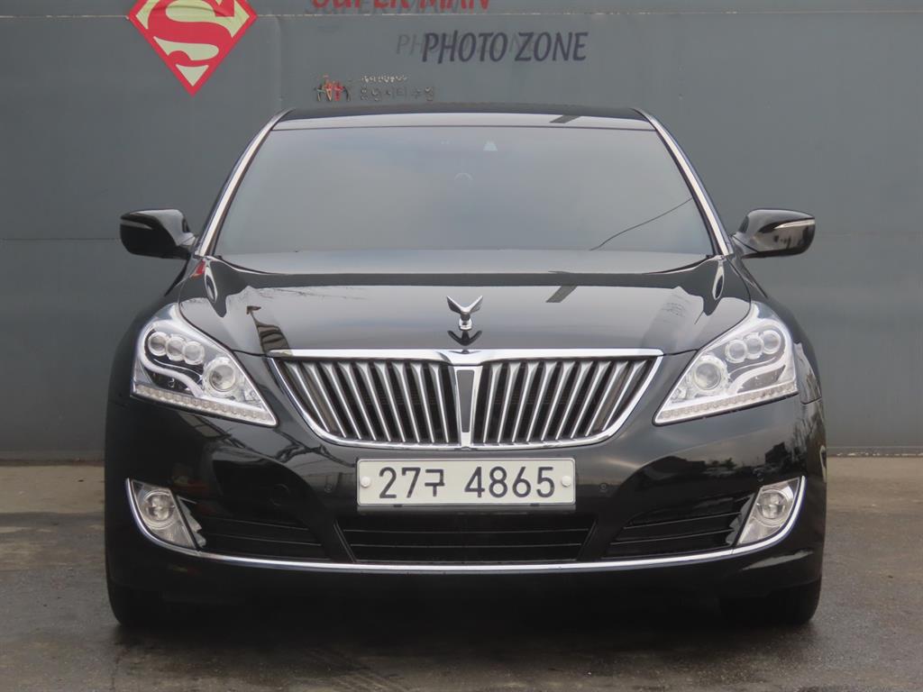 HYUNDAI Equus - Vista 3