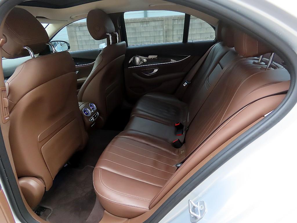 Mercedes Benz E class - Vista 6