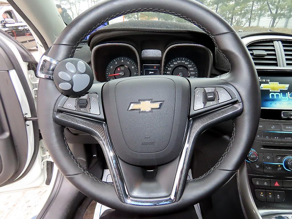 Chevrolet Malibu - Vista 8