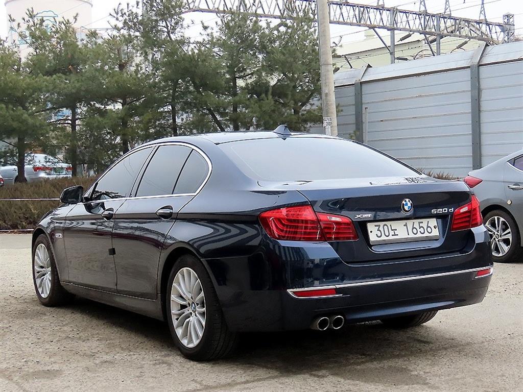 BMW 5 Series - Vista 3