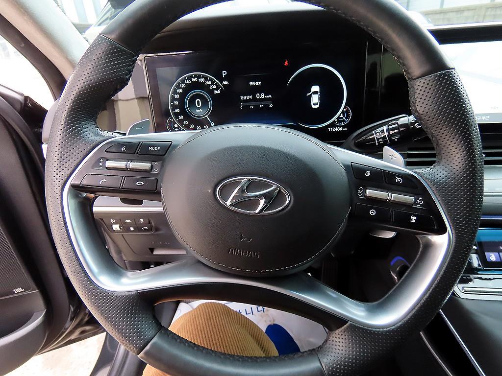 HYUNDAI Grandeur - Vista 8