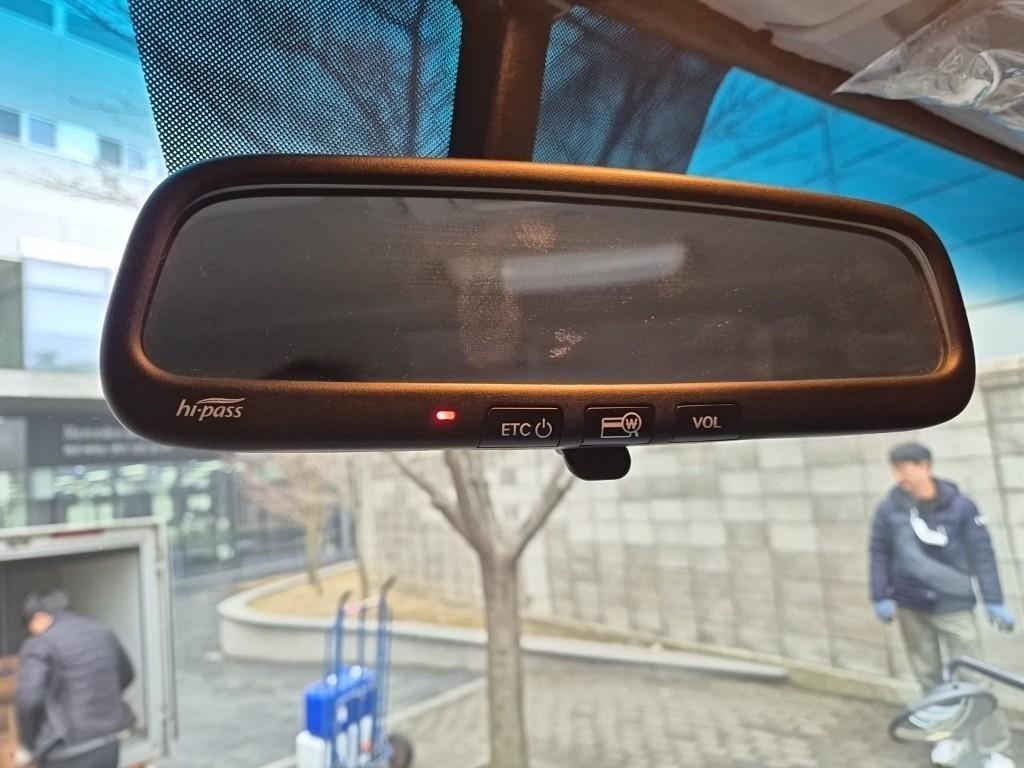 medium and large cargo truck - Vista 12