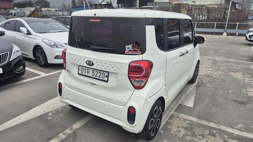 KIA Ray - Vista 2