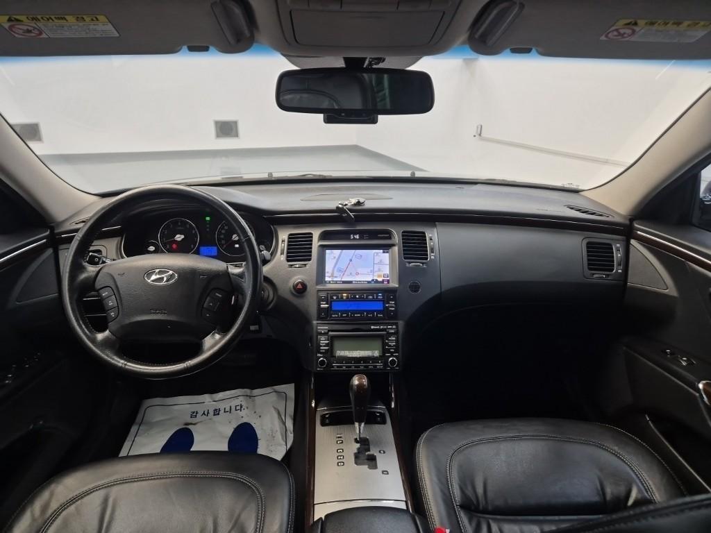 HYUNDAI Grandeur - Vista 7