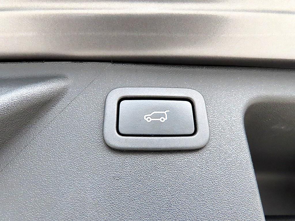 Land Rover Discovery Sports 2018 Gris - Importación desde Corea - HF Imports Iquique - Foto 15