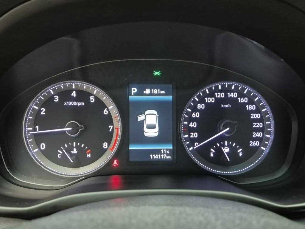 HYUNDAI Grandeur - Vista 6