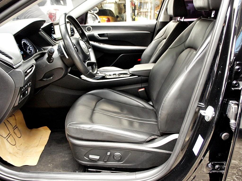 HYUNDAI Sonata - Vista 9