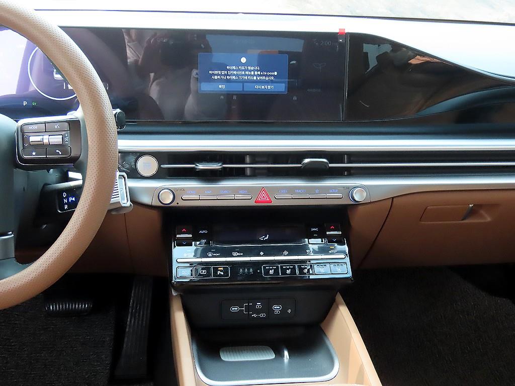 HYUNDAI Grandeur - Vista 10