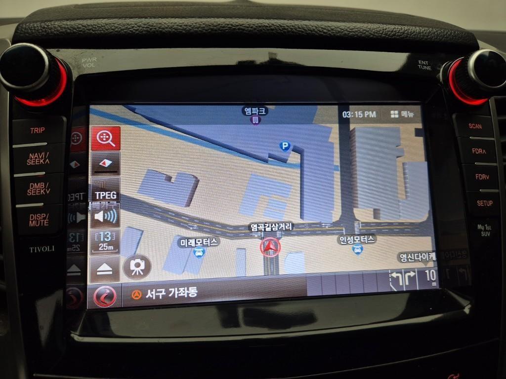 Ssangyong Tivoli - Vista 12