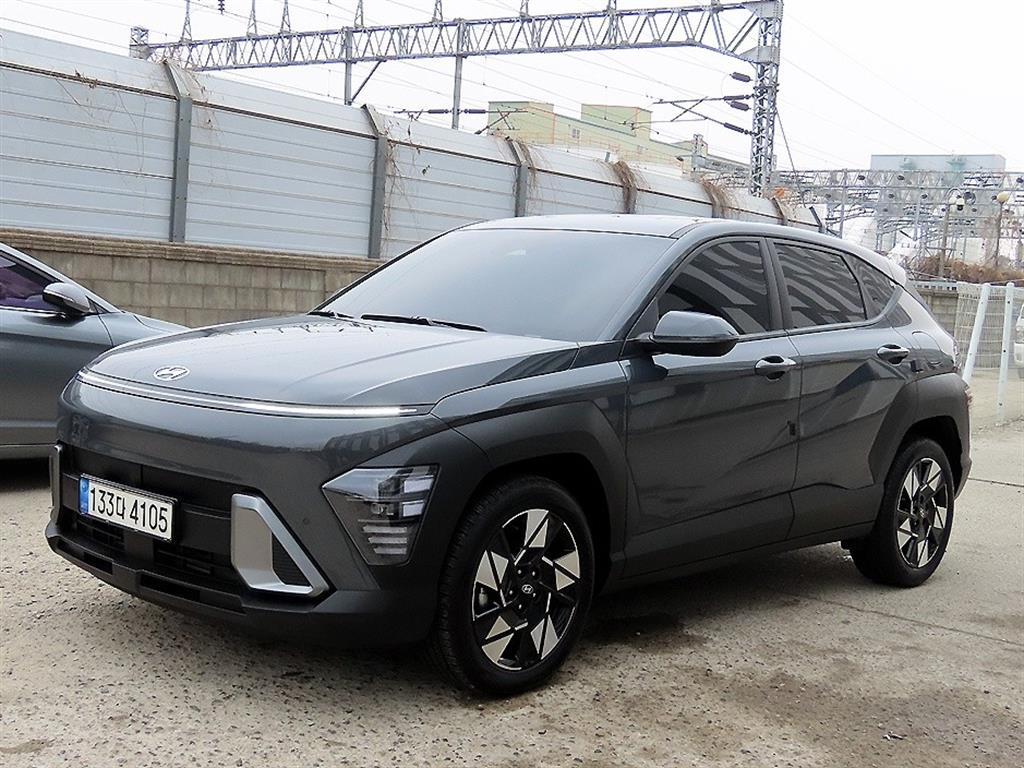 HYUNDAI Kona - Vista 2
