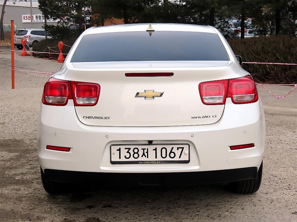 Chevrolet Malibu - Vista 4