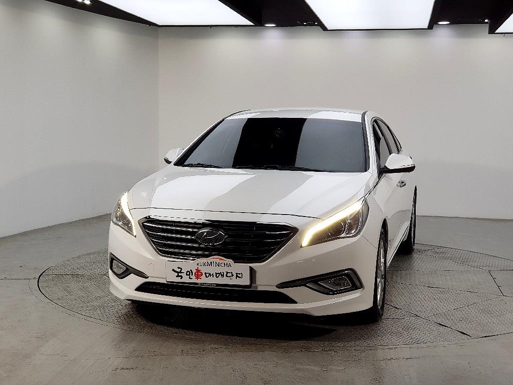 HYUNDAI Sonata - Vista 2