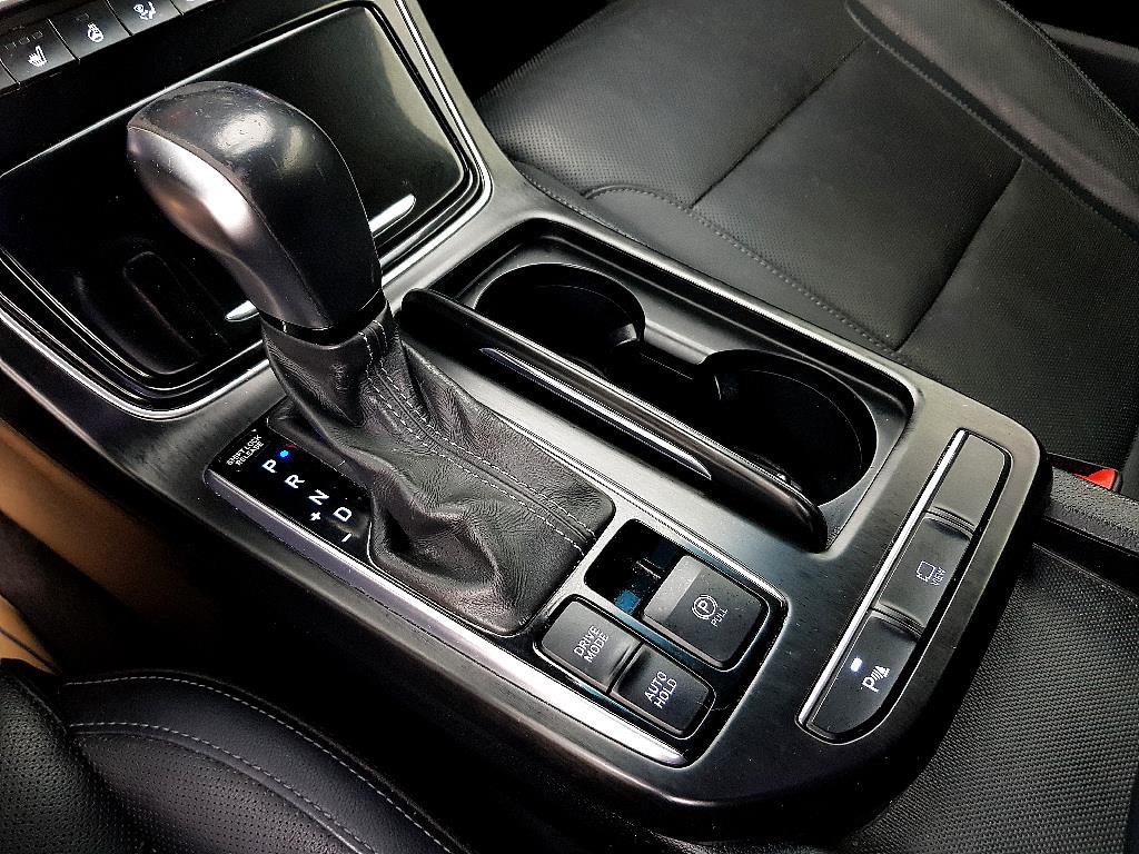 HYUNDAI Grandeur - Vista 12