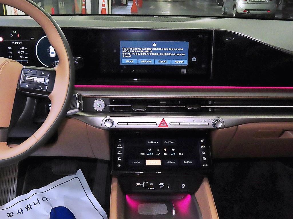 HYUNDAI Grandeur - Vista 11