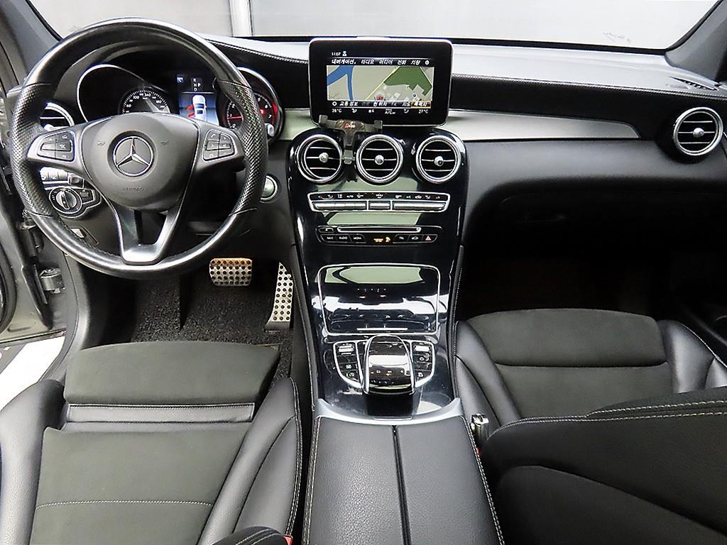 Mercedes Benz GLC Class - Vista 7