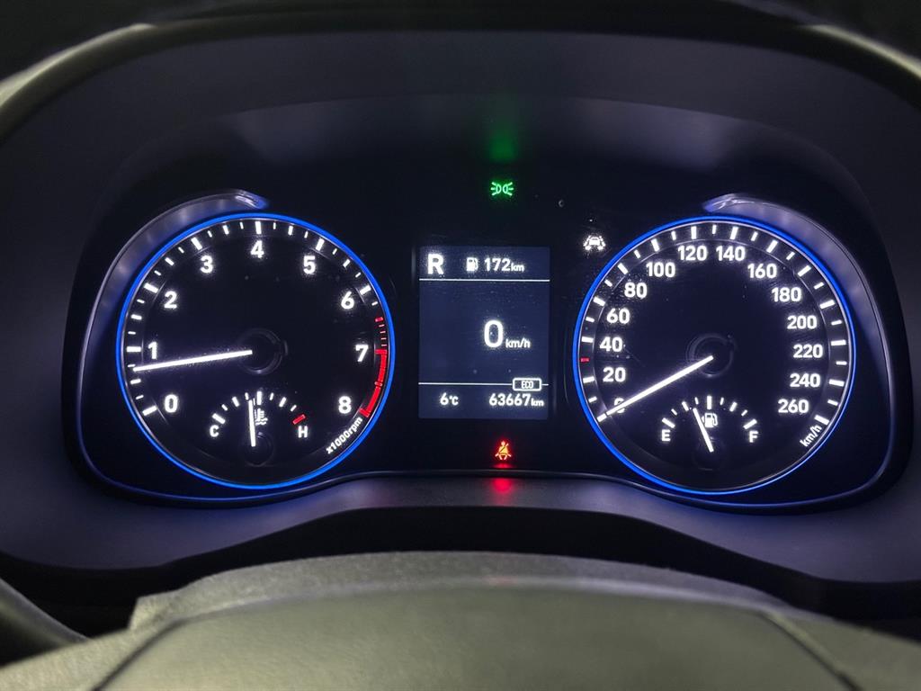 HYUNDAI Kona - Vista 6