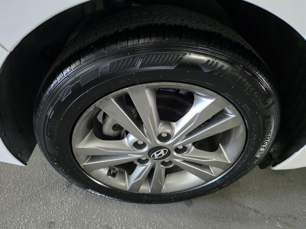 HYUNDAI Avante 2017 Blanco - Importación desde Corea - HF Imports Iquique - Foto 14