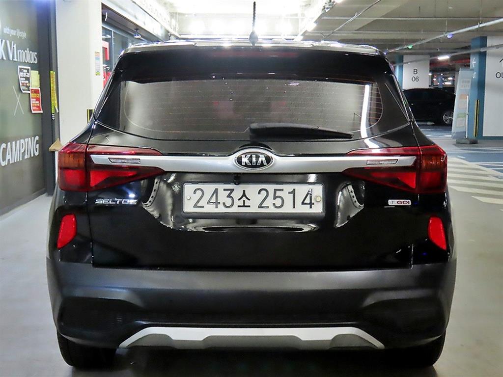 KIA Seltos - Vista 5