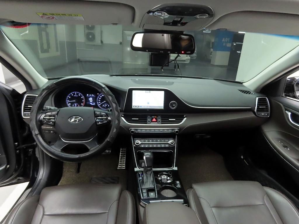 HYUNDAI Grandeur - Vista 6