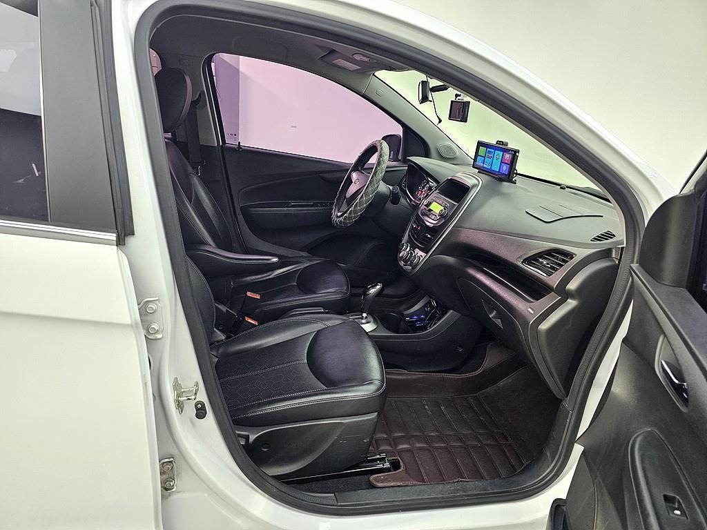 Chevrolet Spark - Vista 10