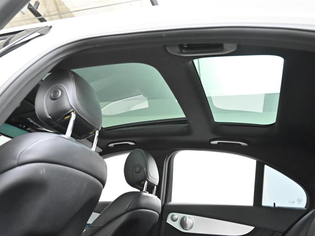 Mercedes Benz C Class 2017 Blanco - Importación desde Corea - HF Imports Iquique - Foto 19