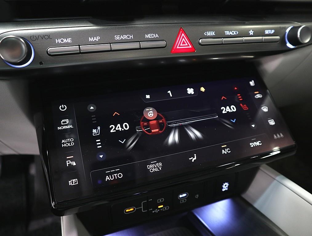 HYUNDAI Grandeur - Vista 12