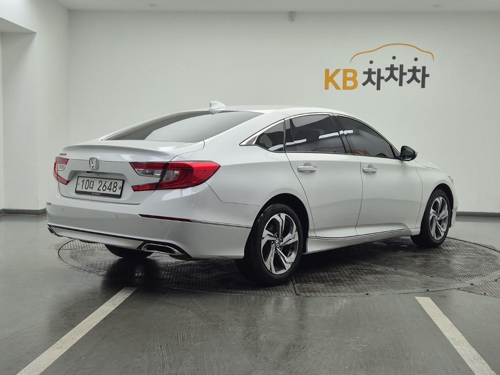 Honda Accord - Vista 4