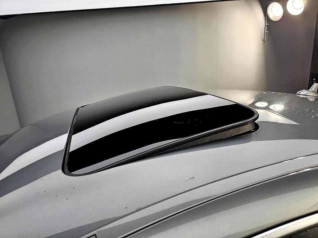 Mercedes Benz CLS Class - Vista 12