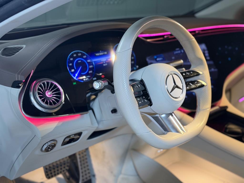 Mercedes Benz EQS - Vista 7