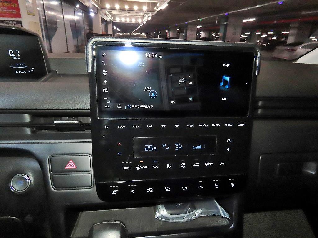 HYUNDAI Staria - Vista 9