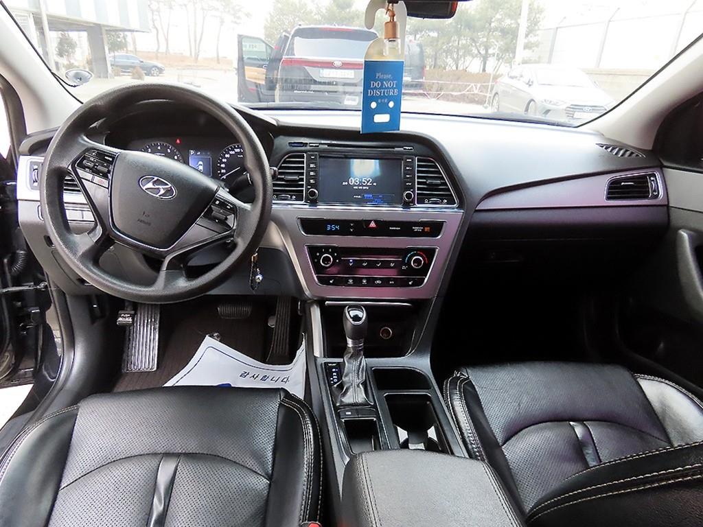 HYUNDAI Sonata - Vista 7