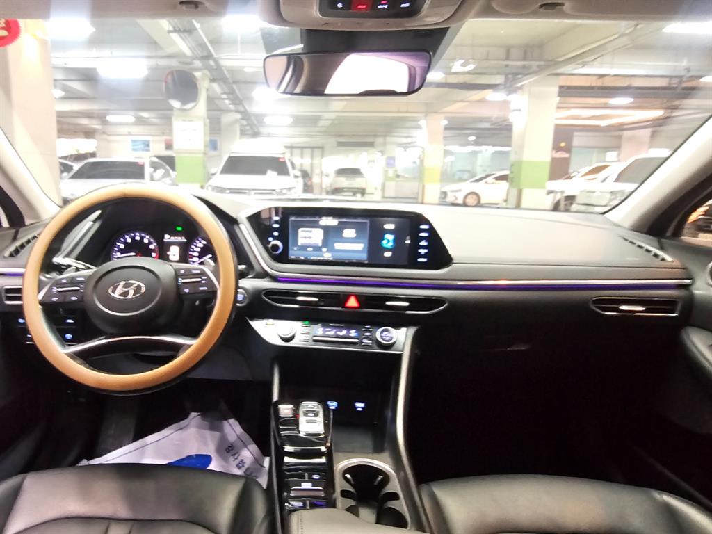 HYUNDAI Sonata - Vista 4