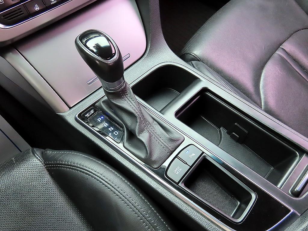 HYUNDAI Sonata - Vista 10