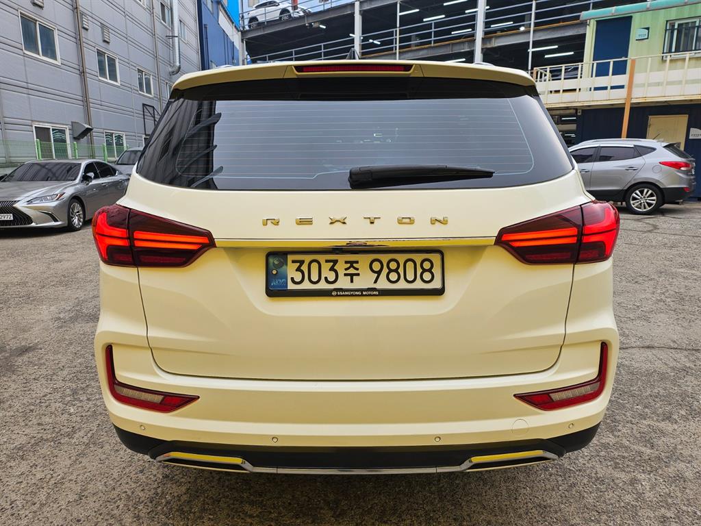 Ssangyong Rexton - Vista 6