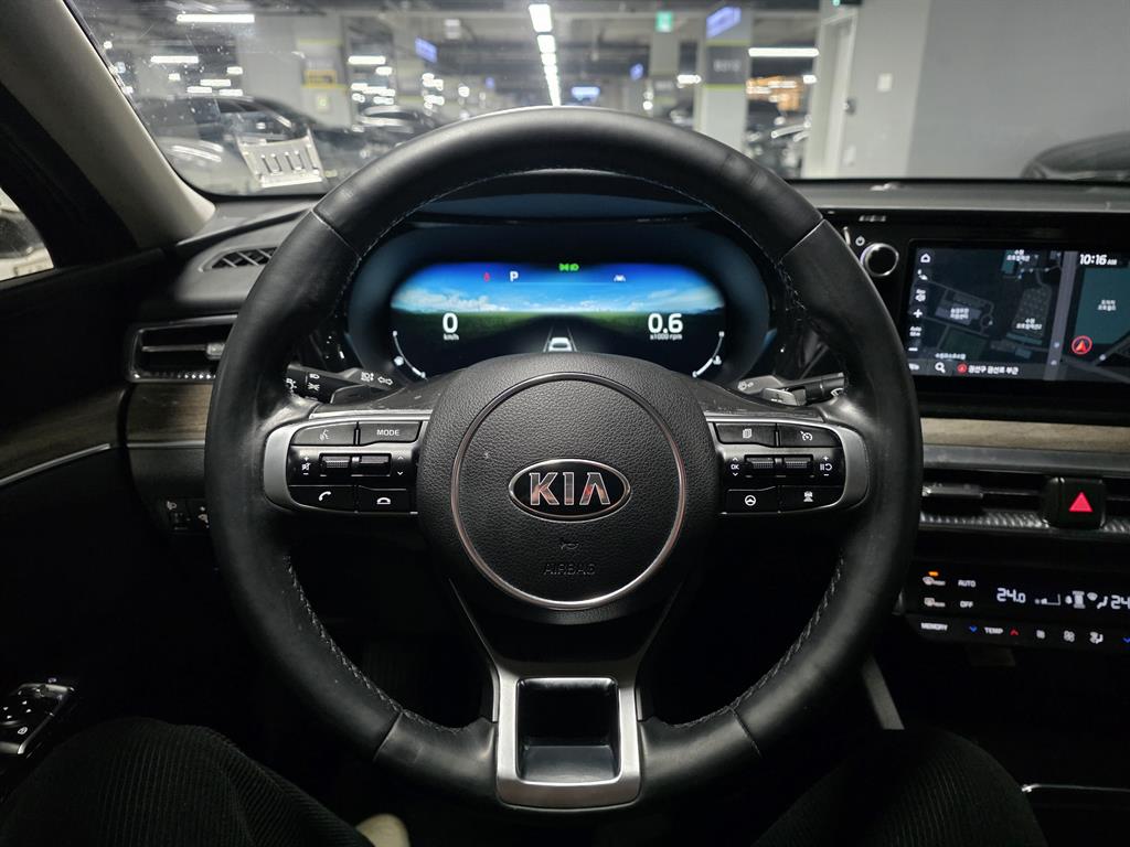 KIA K5 - Vista 11