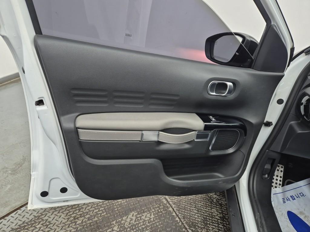 Citroen C4 2019 Blanco - Importación desde Corea - HF Imports Iquique - Foto 17