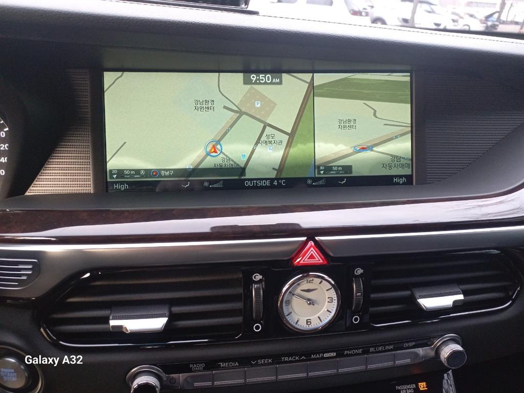 Genesis EQ900 - Vista 9