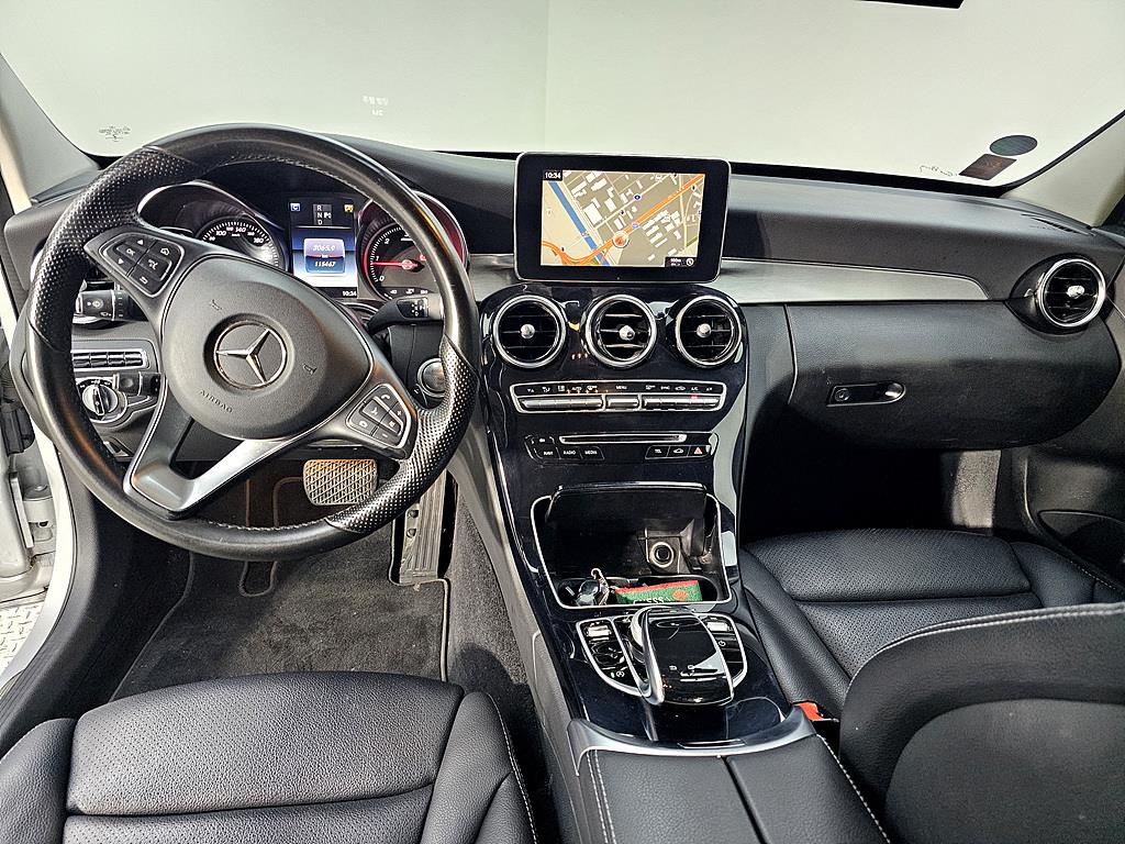 Mercedes Benz C Class - Vista 5