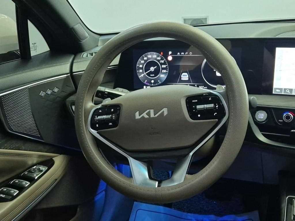 KIA K8 - Vista 9
