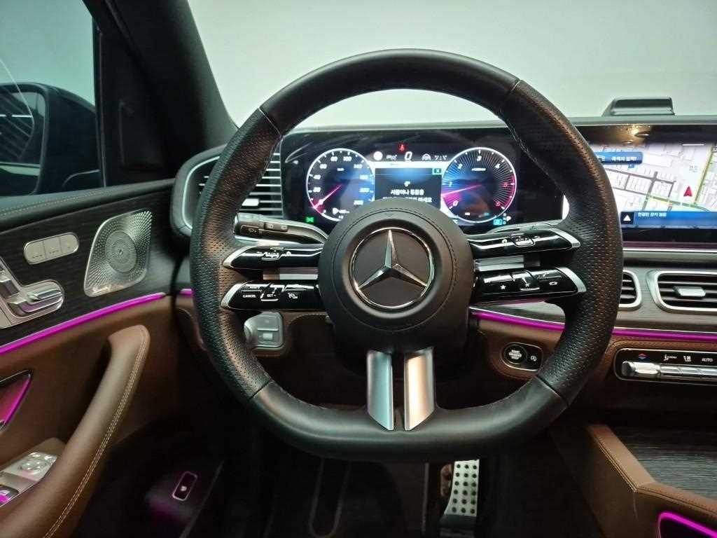 Mercedes Benz GLS Class - Vista 9