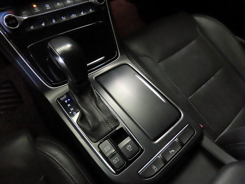 HYUNDAI Grandeur - Vista 12